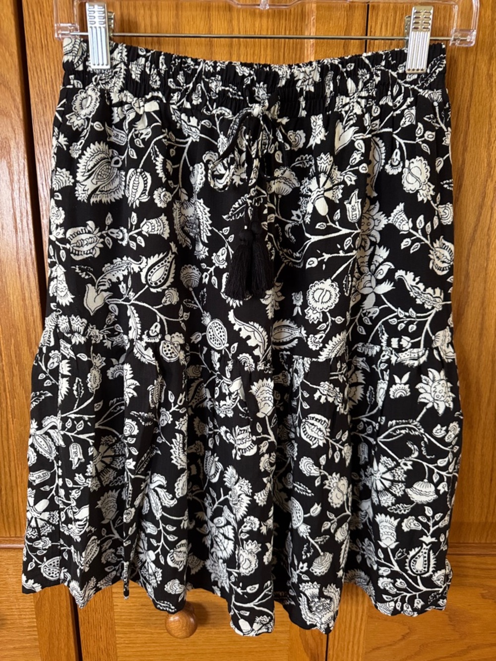 Knox Rose Black and White Floral Skater Skirt